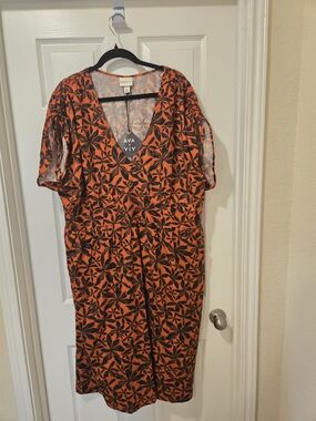 Ava + Viv Orange and Black Floral Midi Dress